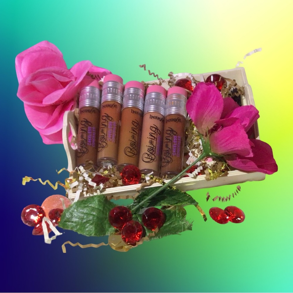 Benefit Brown Concealer Makeup Must-Have